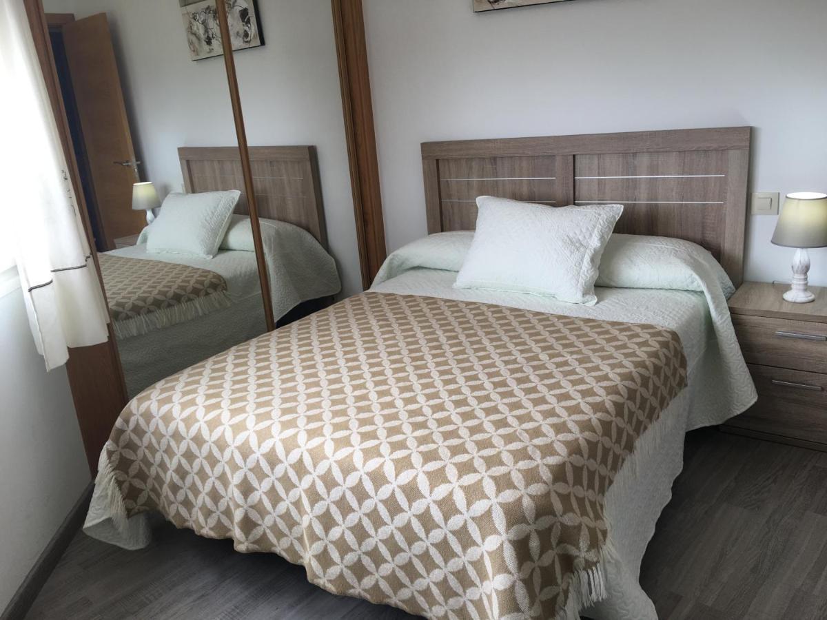 Apartamentos Playa De La Concha O O Porto de Espasante Extérieur photo