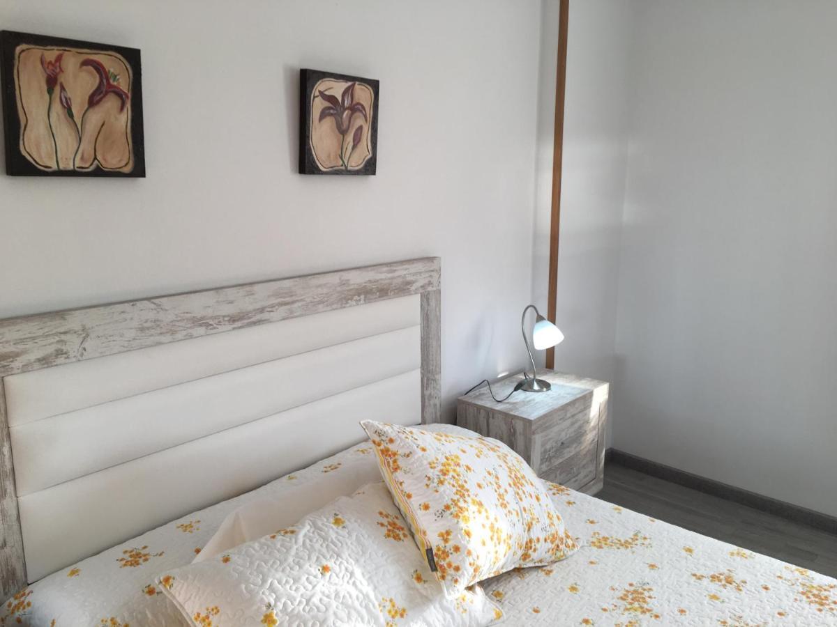 Apartamentos Playa De La Concha O O Porto de Espasante Extérieur photo