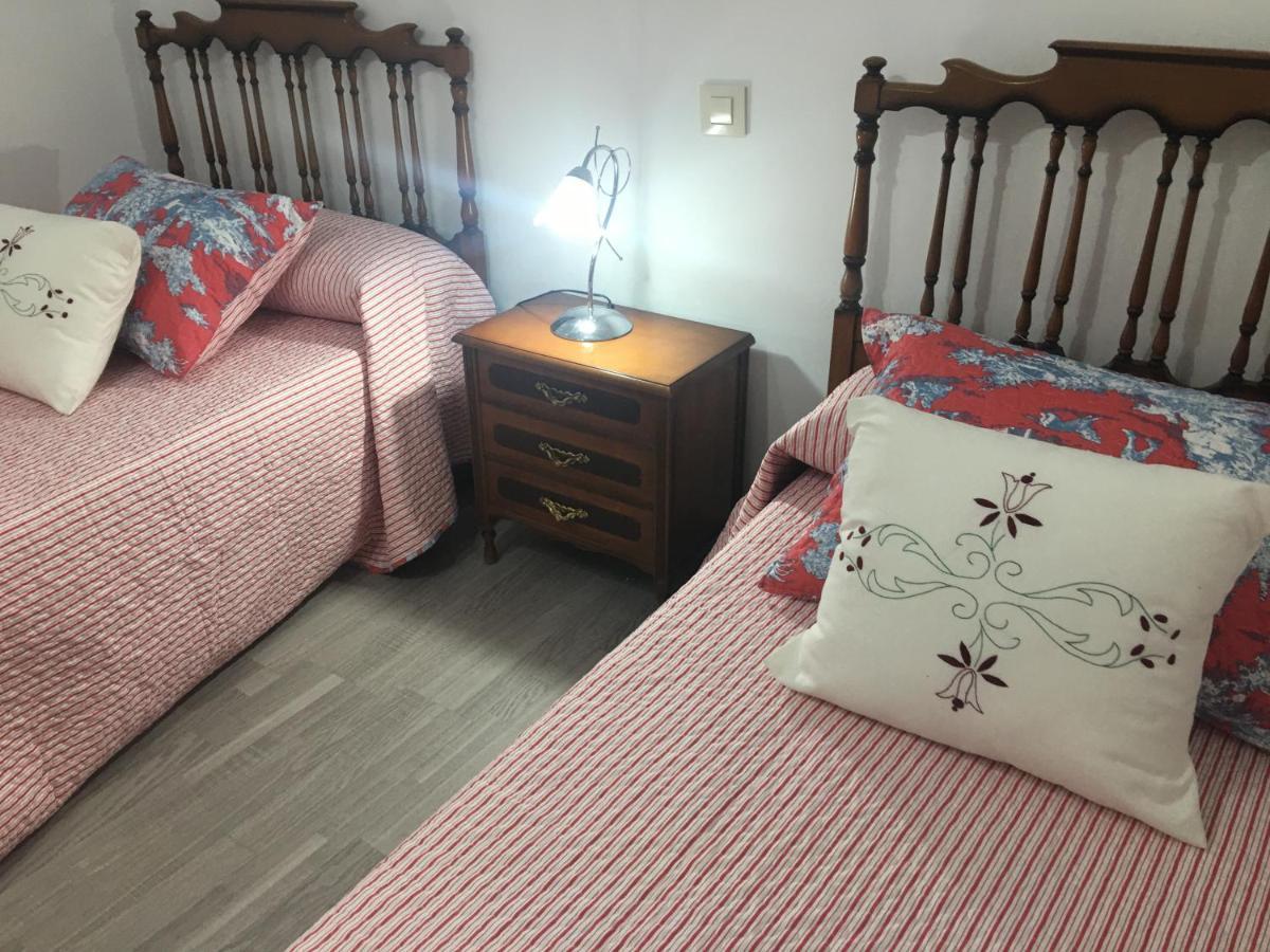 Apartamentos Playa De La Concha O O Porto de Espasante Extérieur photo